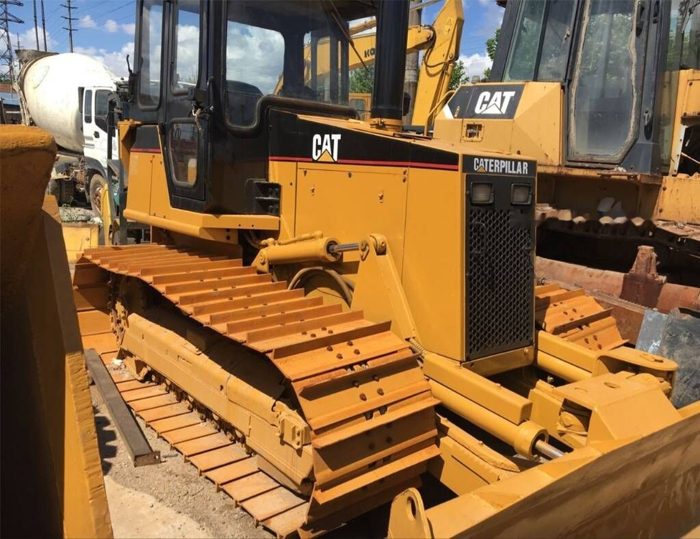 Caterpillar D4C - 推土机:图2 Caterpillar D4C - 推土机:图2