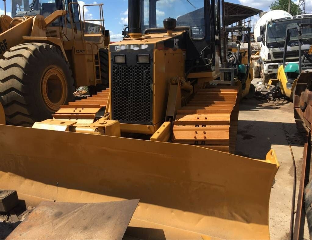 Caterpillar D4C - 推土机:图4 Caterpillar D4C - 推土机:图4