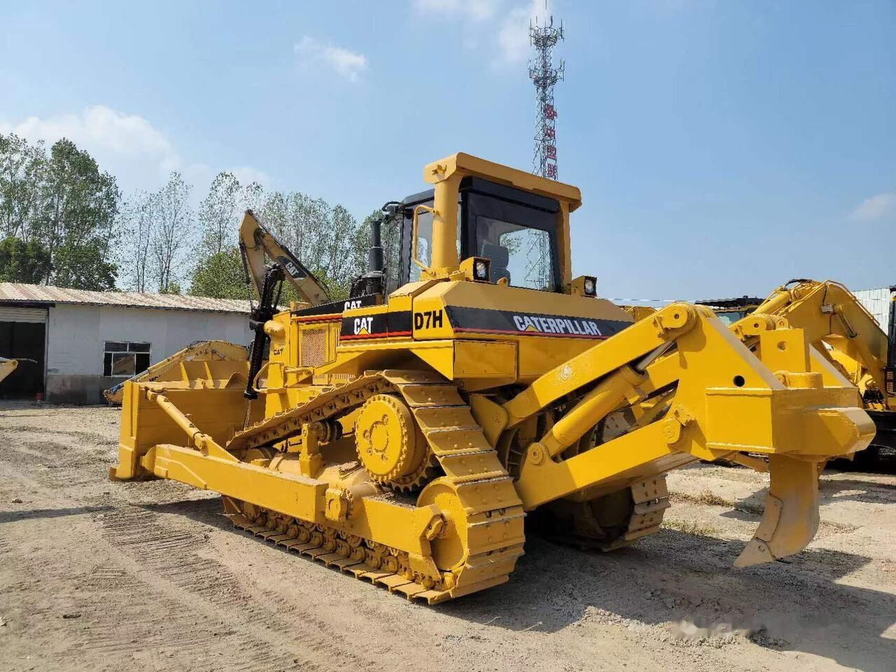 推土机 Caterpillar D7H：图7