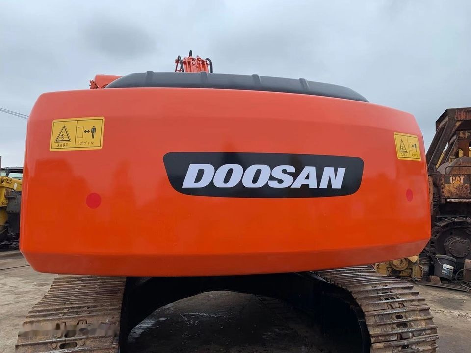 Doosan DX260LC - 履带式挖掘机:图2 Doosan DX260LC - 履带式挖掘机:图2