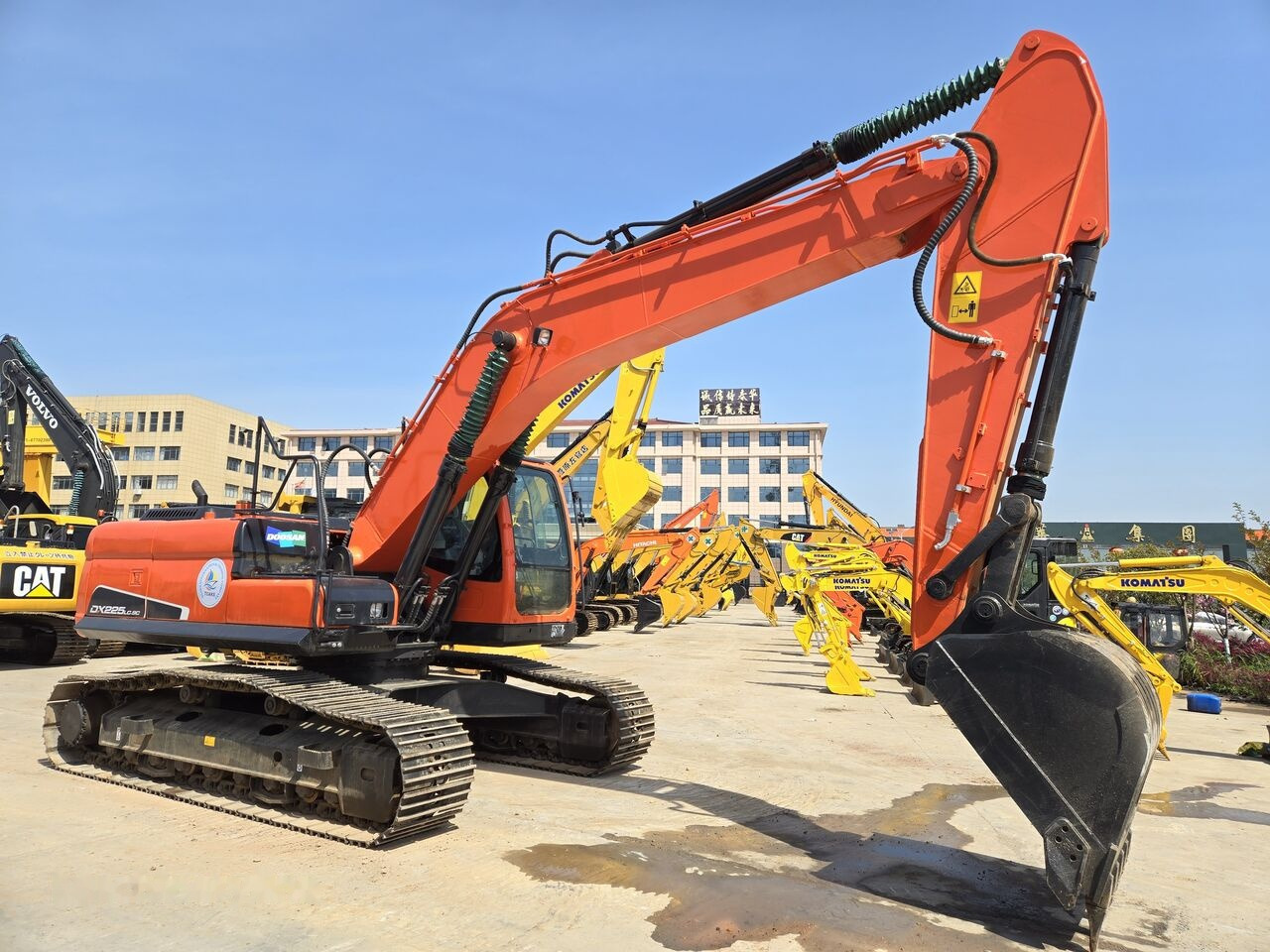 Doosan DX300 - 履带式挖掘机:图4 Doosan DX300 - 履带式挖掘机:图4