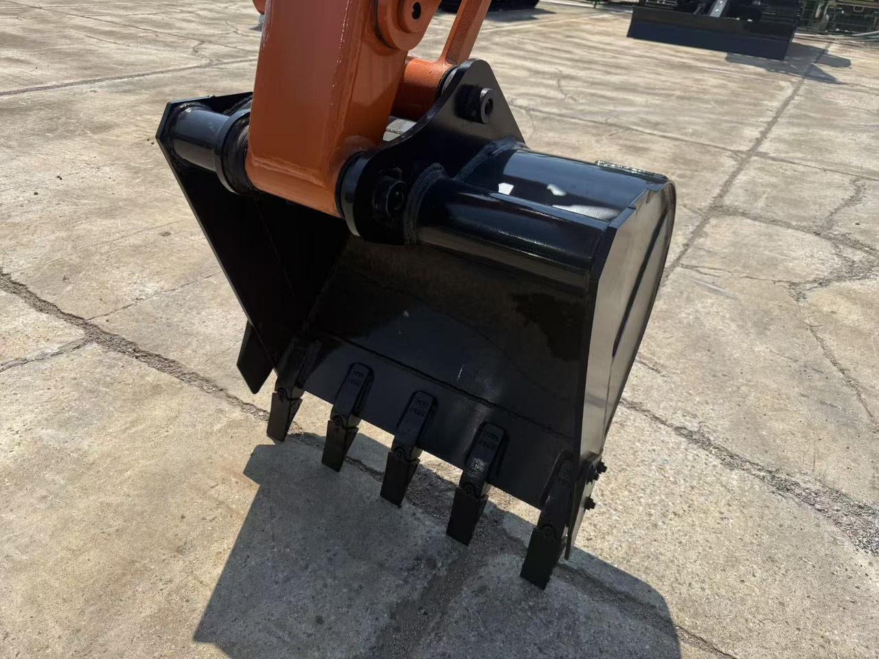 挖掘机 HITACHI ZX60：图8