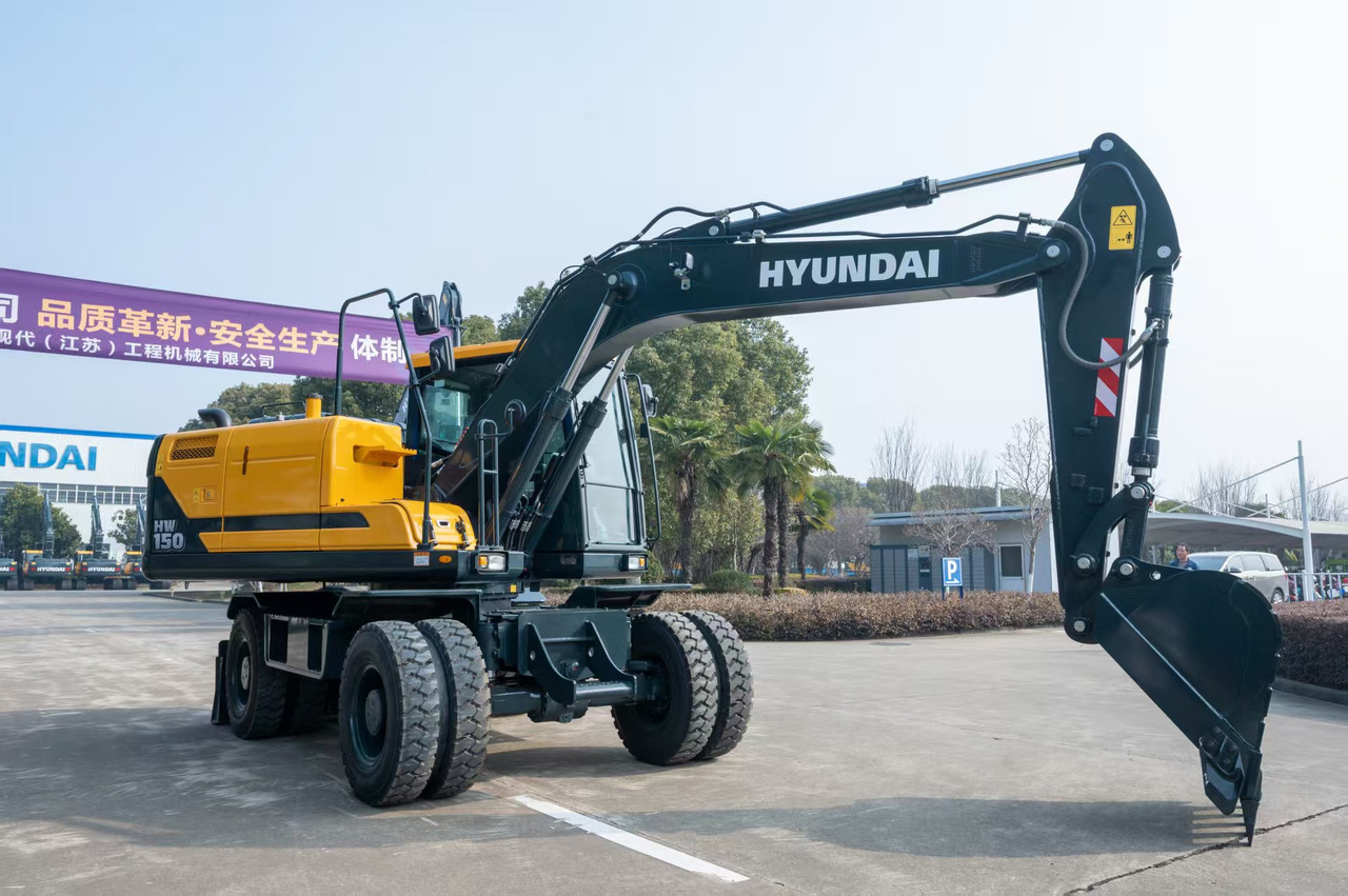 HYUNDAI HW150 - 轮式挖掘机:图2 HYUNDAI HW150 - 轮式挖掘机:图2