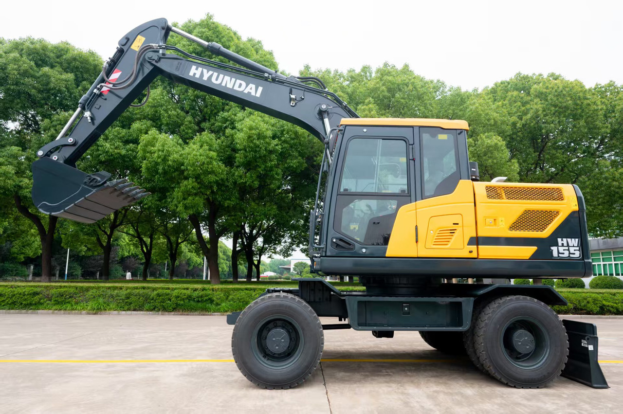 HYUNDAI HW155 - 轮式挖掘机:图4 HYUNDAI HW155 - 轮式挖掘机:图4