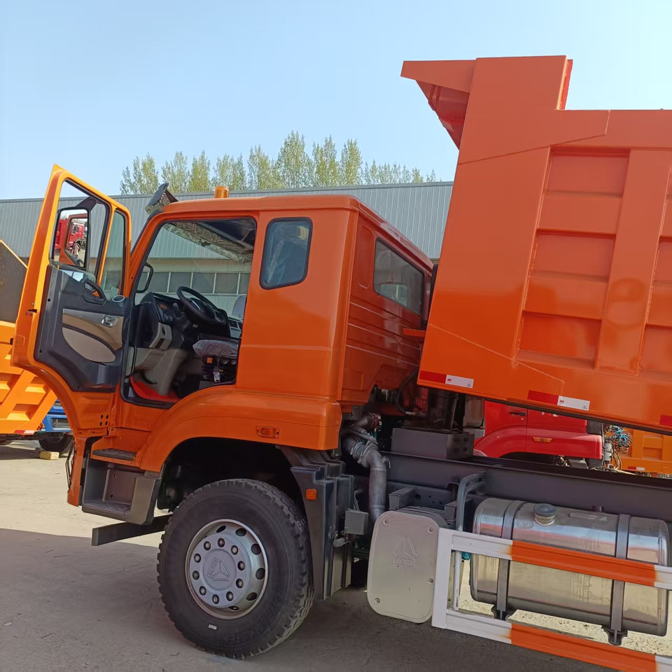 Haohan 6*4 - 翻斗车:图2 Haohan 6*4 - 翻斗车:图2