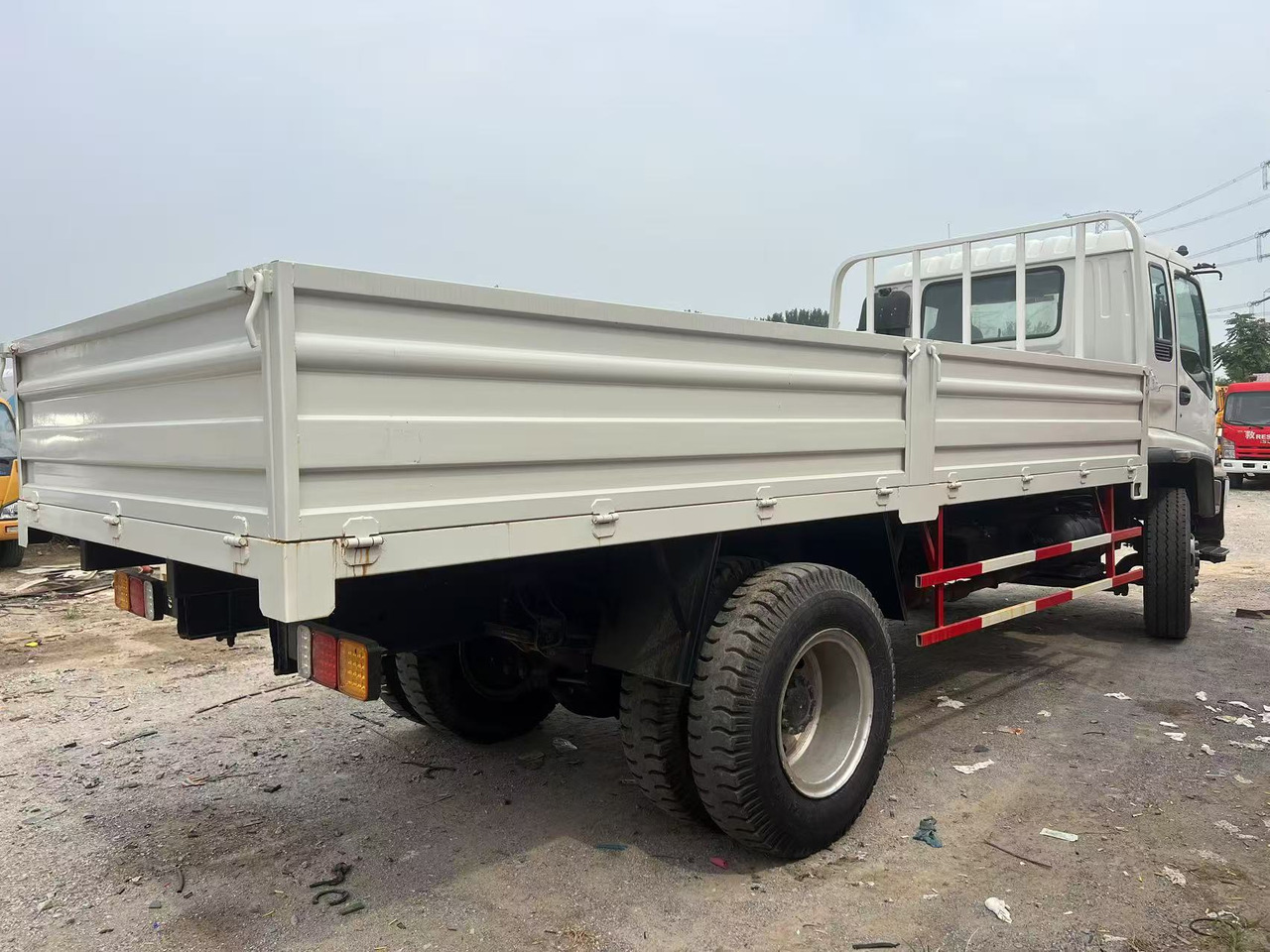 ISUZU Cargo truck 租赁 ISUZU Cargo truck：图7