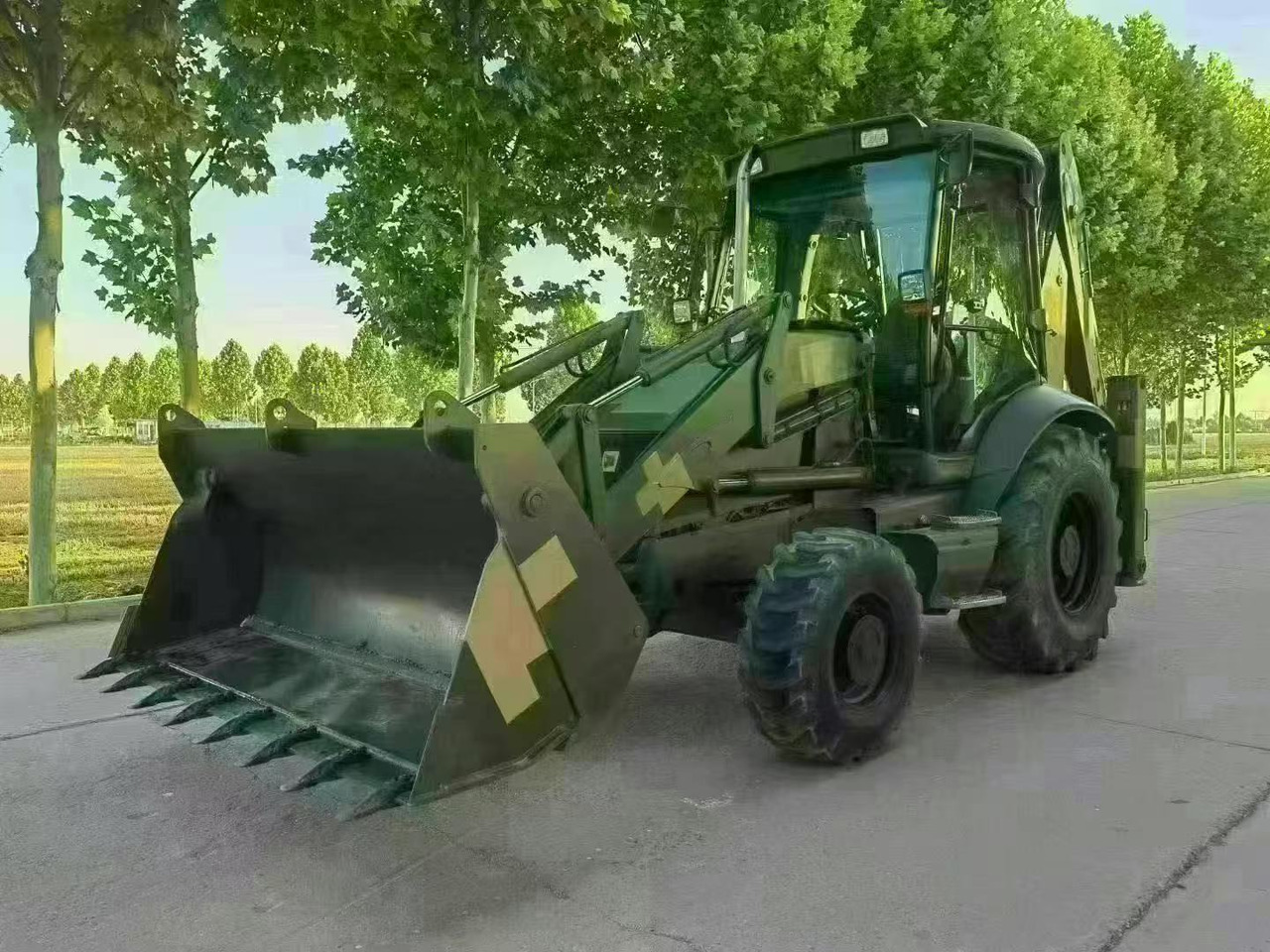 JCB 3CX - 反铲装载机:图2 JCB 3CX - 反铲装载机:图2