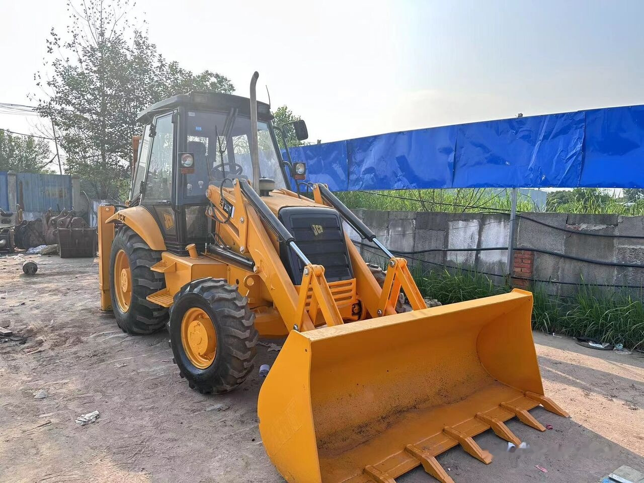 JCB 3CX - 反铲装载机:图1 JCB 3CX - 反铲装载机:图1