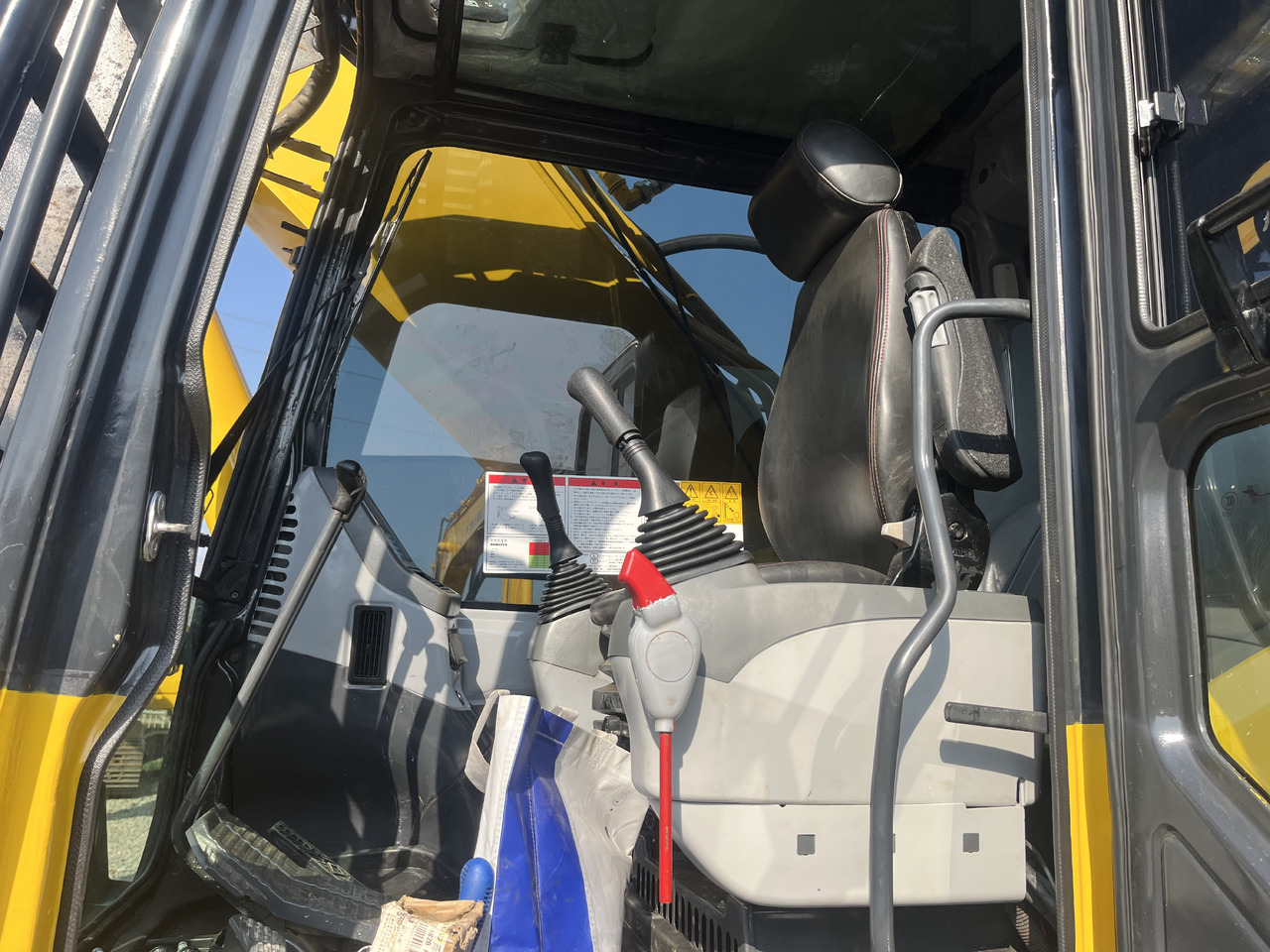 履带式挖掘机 KOMATSU PC300-7：图9