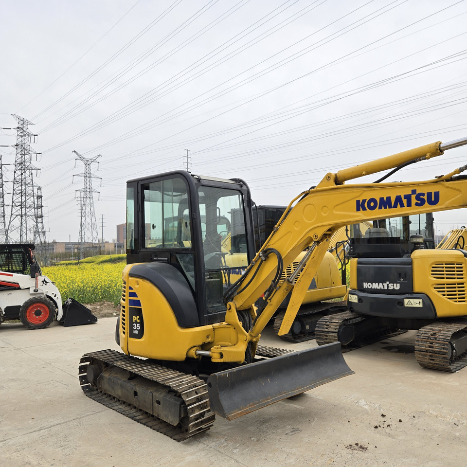 KOMATSU PC35MR - 小型挖掘机:图2 KOMATSU PC35MR - 小型挖掘机:图2