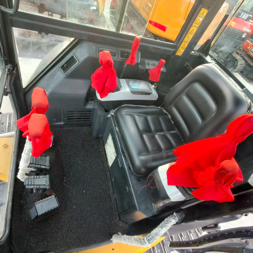 KOMATSU PC35MR 租赁 KOMATSU PC35MR：图8