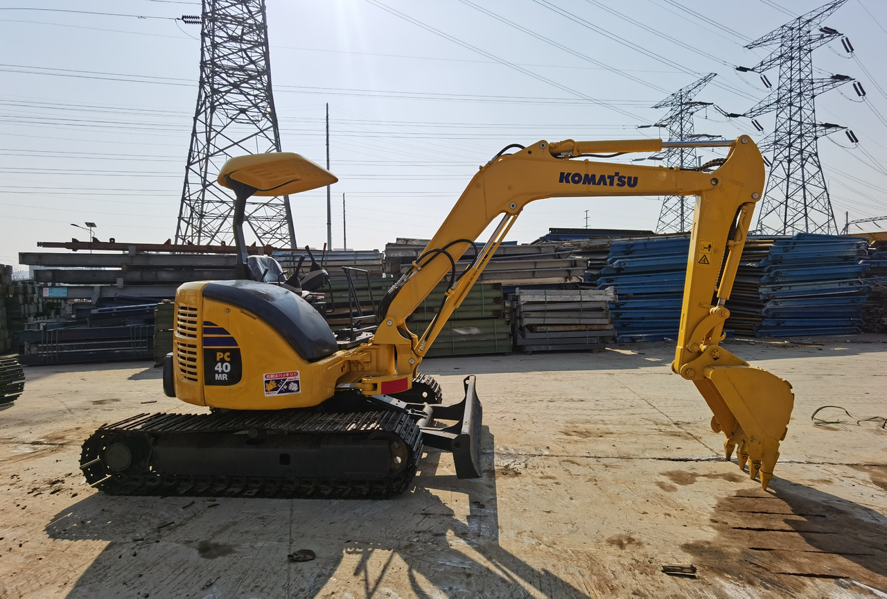 KOMATSU PC40MR - 小型挖掘机:图1 KOMATSU PC40MR - 小型挖掘机:图1