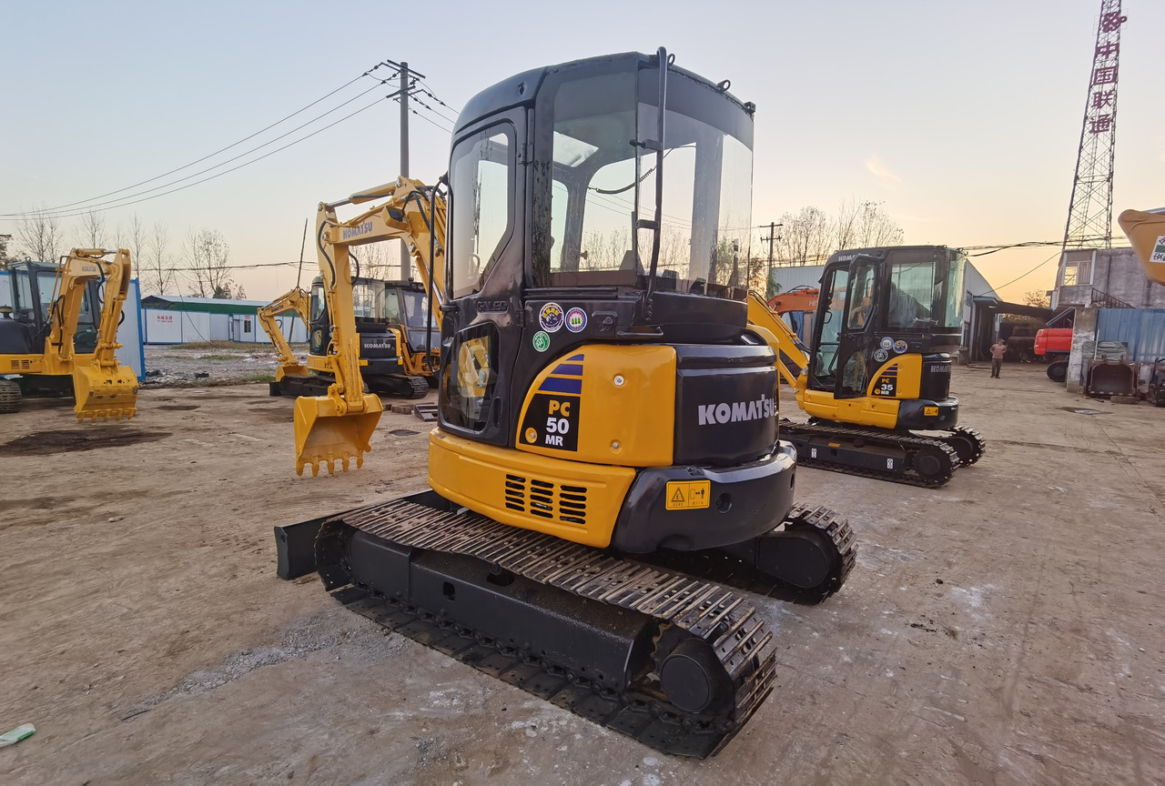 KOMATSU PC50MR - 小型挖掘机:图4 KOMATSU PC50MR - 小型挖掘机:图4