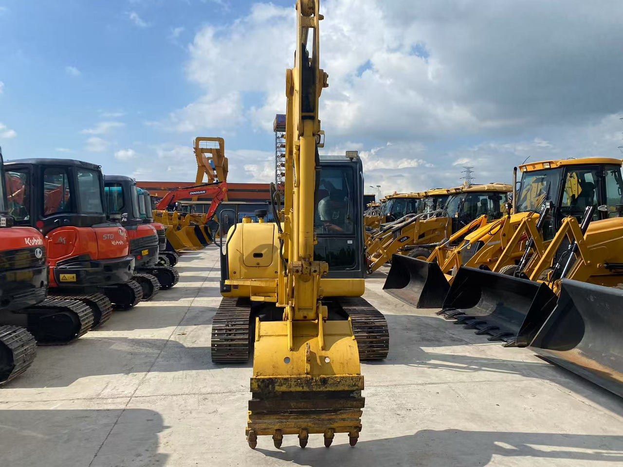 KOMATSU PC56-7 - 小型挖掘机:图5 KOMATSU PC56-7 - 小型挖掘机:图5