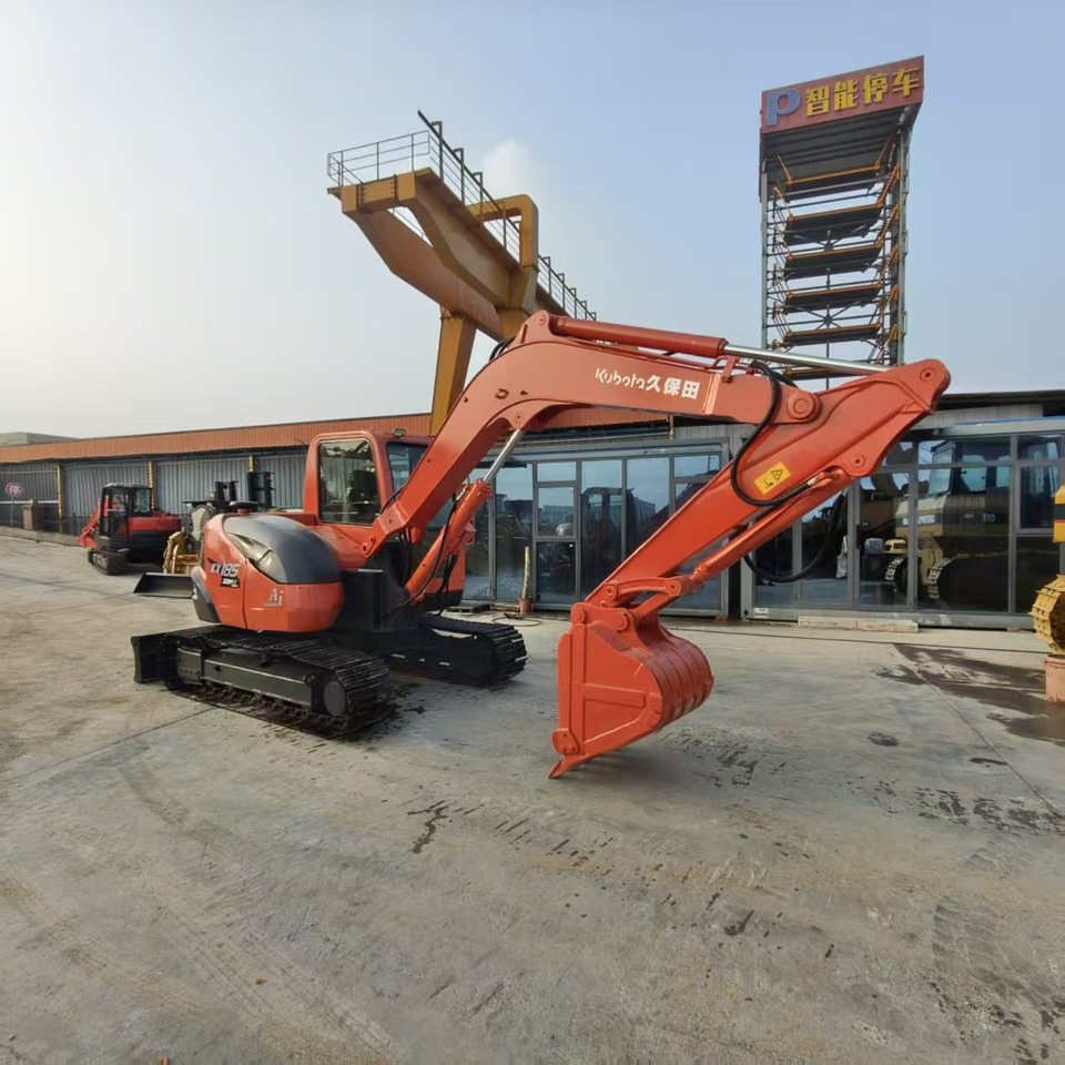 KUBOTA KX185 - 小型挖掘机:图4 KUBOTA KX185 - 小型挖掘机:图4
