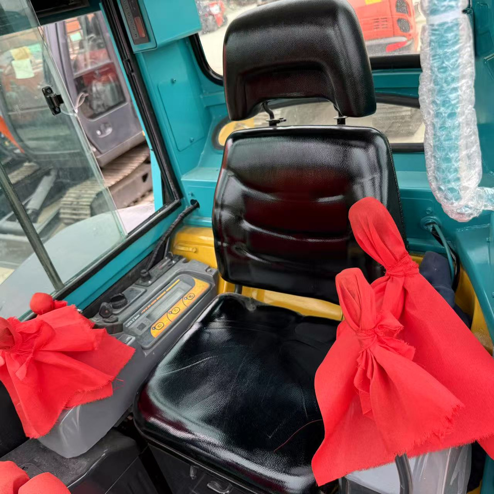 KUBOTA U35 - 小型挖掘机:图4 KUBOTA U35 - 小型挖掘机:图4