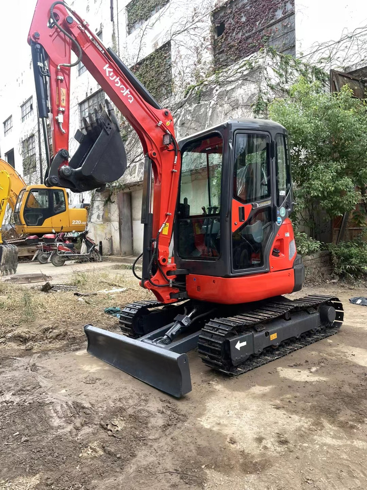 KUBOTA U35 - 小型挖掘机:图5 KUBOTA U35 - 小型挖掘机:图5