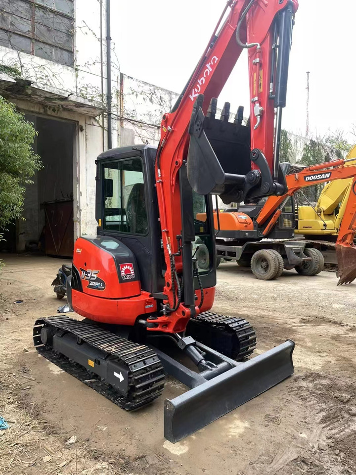 KUBOTA U35 - 小型挖掘机:图4 KUBOTA U35 - 小型挖掘机:图4