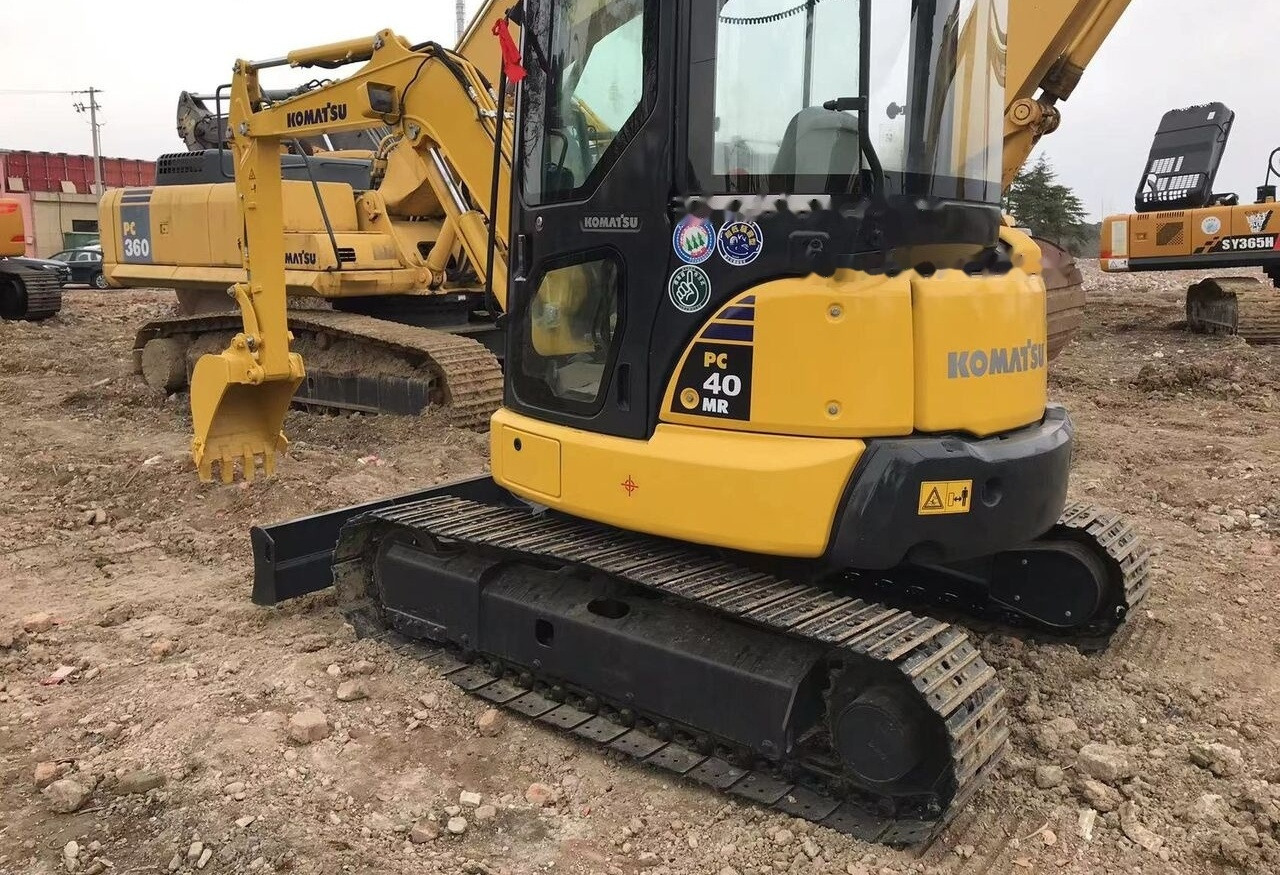 Komatsu PC40MR - 小型挖掘机:图5 Komatsu PC40MR - 小型挖掘机:图5