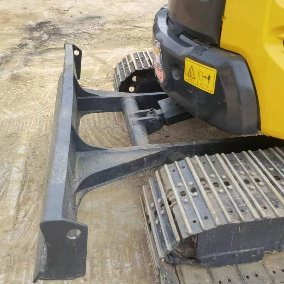 Komatsu PC50MR - 小型挖掘机:图4 Komatsu PC50MR - 小型挖掘机:图4