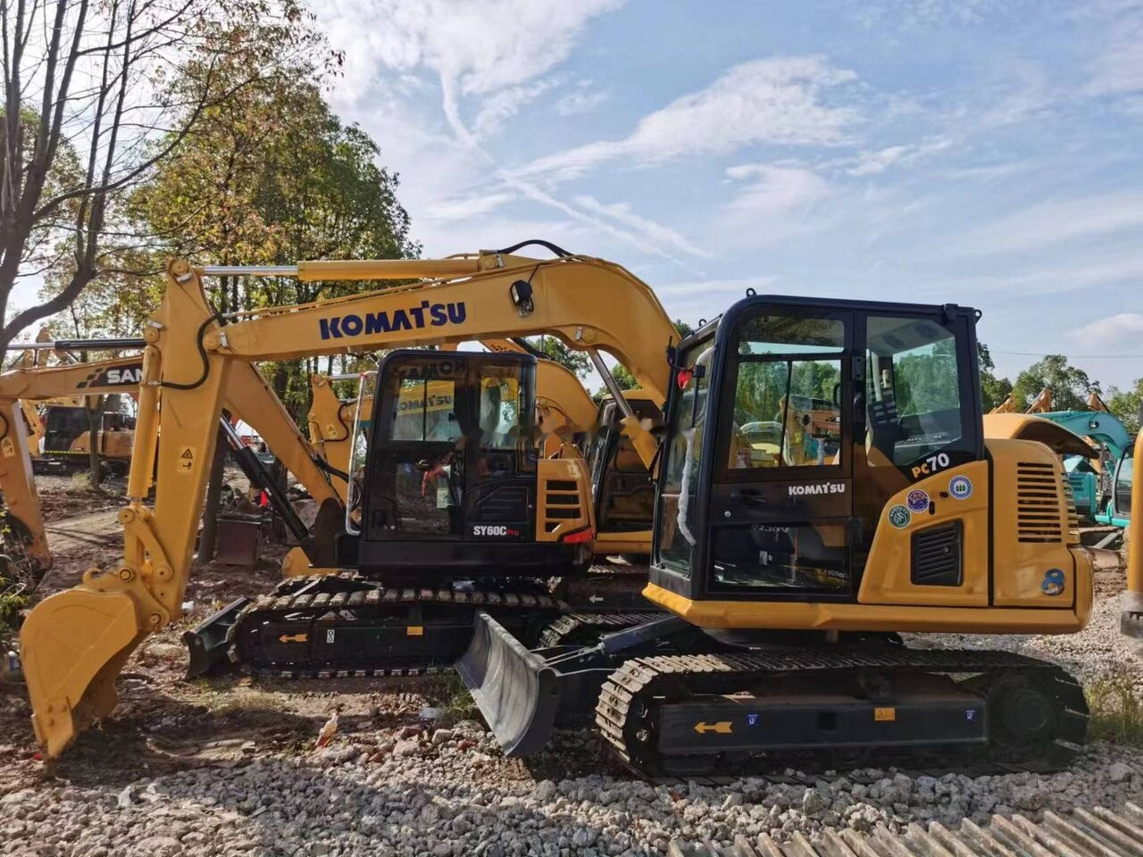 小型挖掘机 Komatsu PC70-8：图6