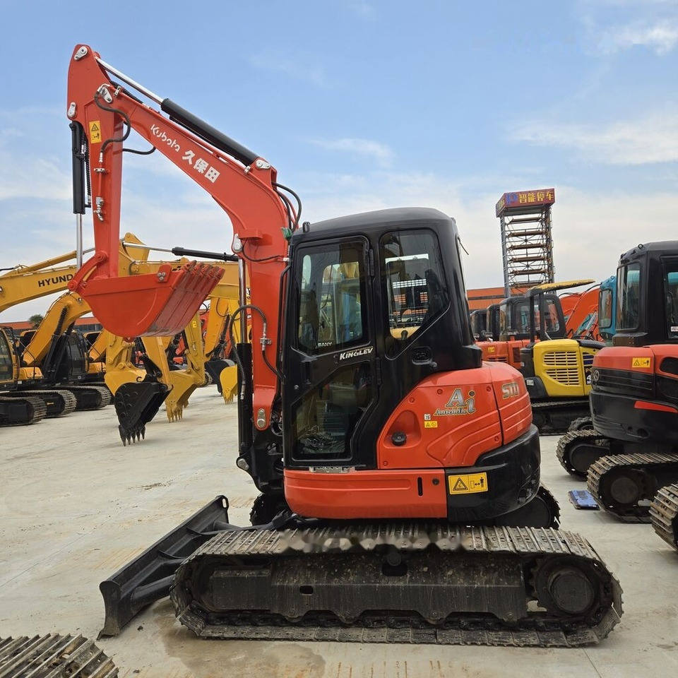 Kubota KX155 - 小型挖掘机:图1 Kubota KX155 - 小型挖掘机:图1