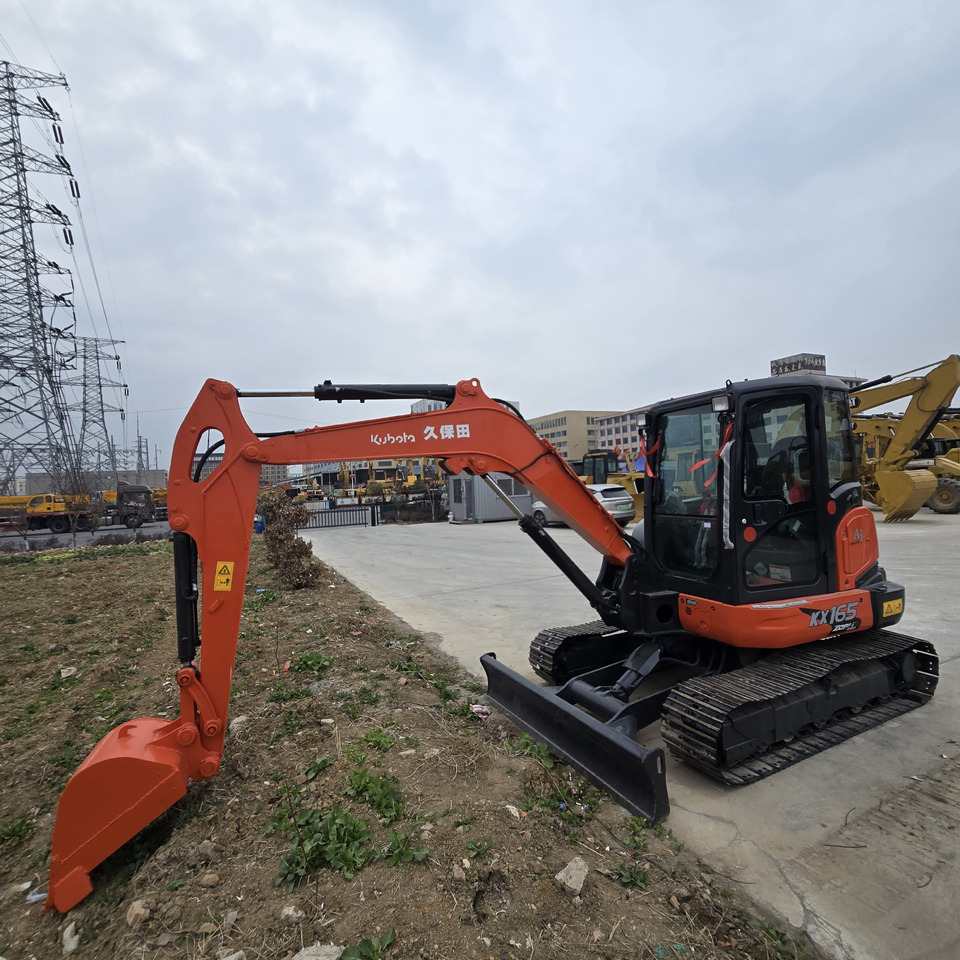 Kubota KX165 - 小型挖掘机:图3 Kubota KX165 - 小型挖掘机:图3