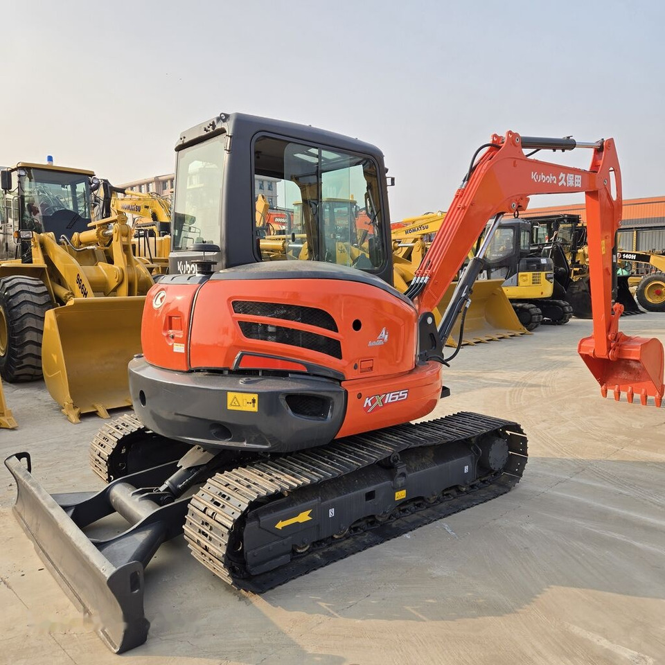 Kubota KX165 - 小型挖掘机:图3 Kubota KX165 - 小型挖掘机:图3
