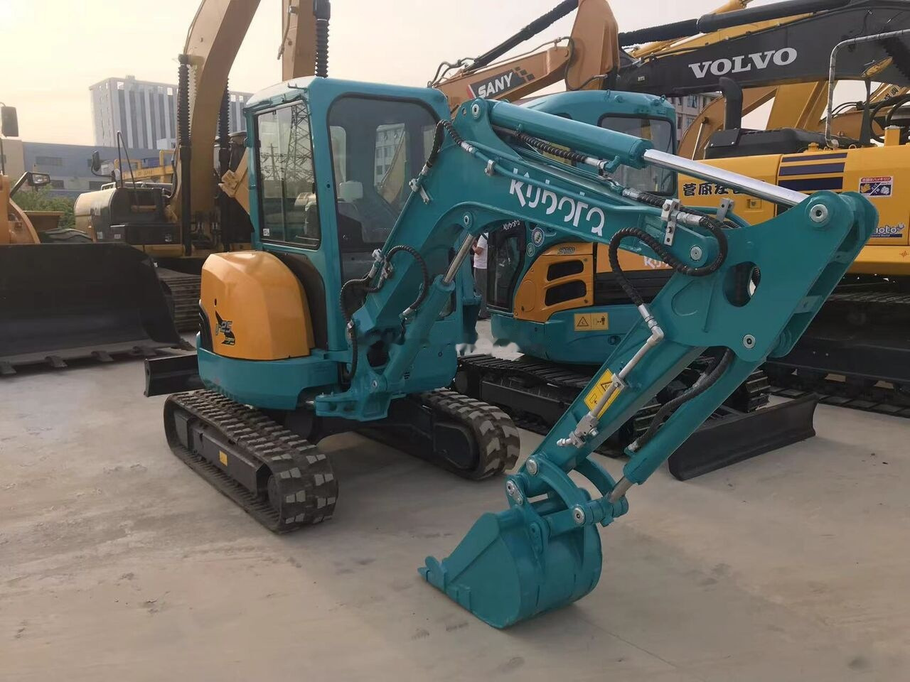 Kubota U25 - 小型挖掘机:图4 Kubota U25 - 小型挖掘机:图4
