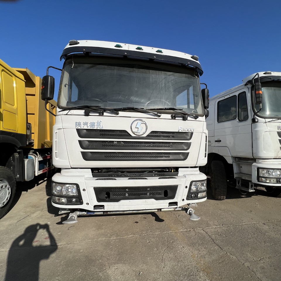 SHACMAN F3000 Water Truck - 卡车:图1 SHACMAN F3000 Water Truck - 卡车:图1