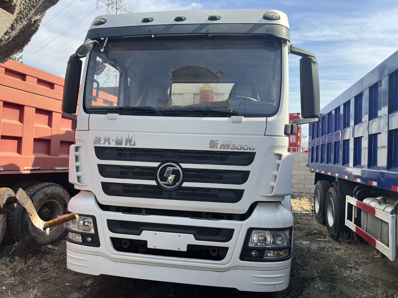 SHACMAN M3000 - 翻斗车:图3 SHACMAN M3000 - 翻斗车:图3