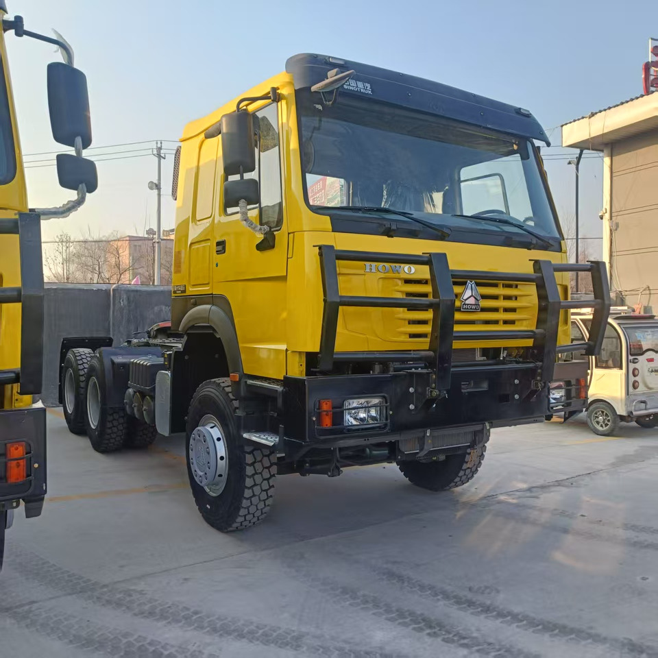 SINOTRUK HOWO 430 - 牵引车:图1 SINOTRUK HOWO 430 - 牵引车:图1