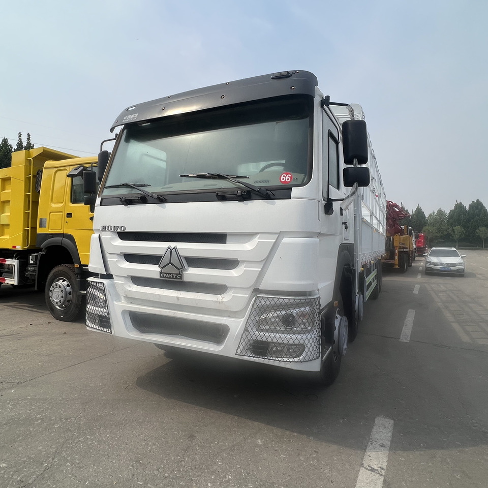 SINOTRUK HOWO 8*4 Fence Truck - 卡车:图5 SINOTRUK HOWO 8*4 Fence Truck - 卡车:图5