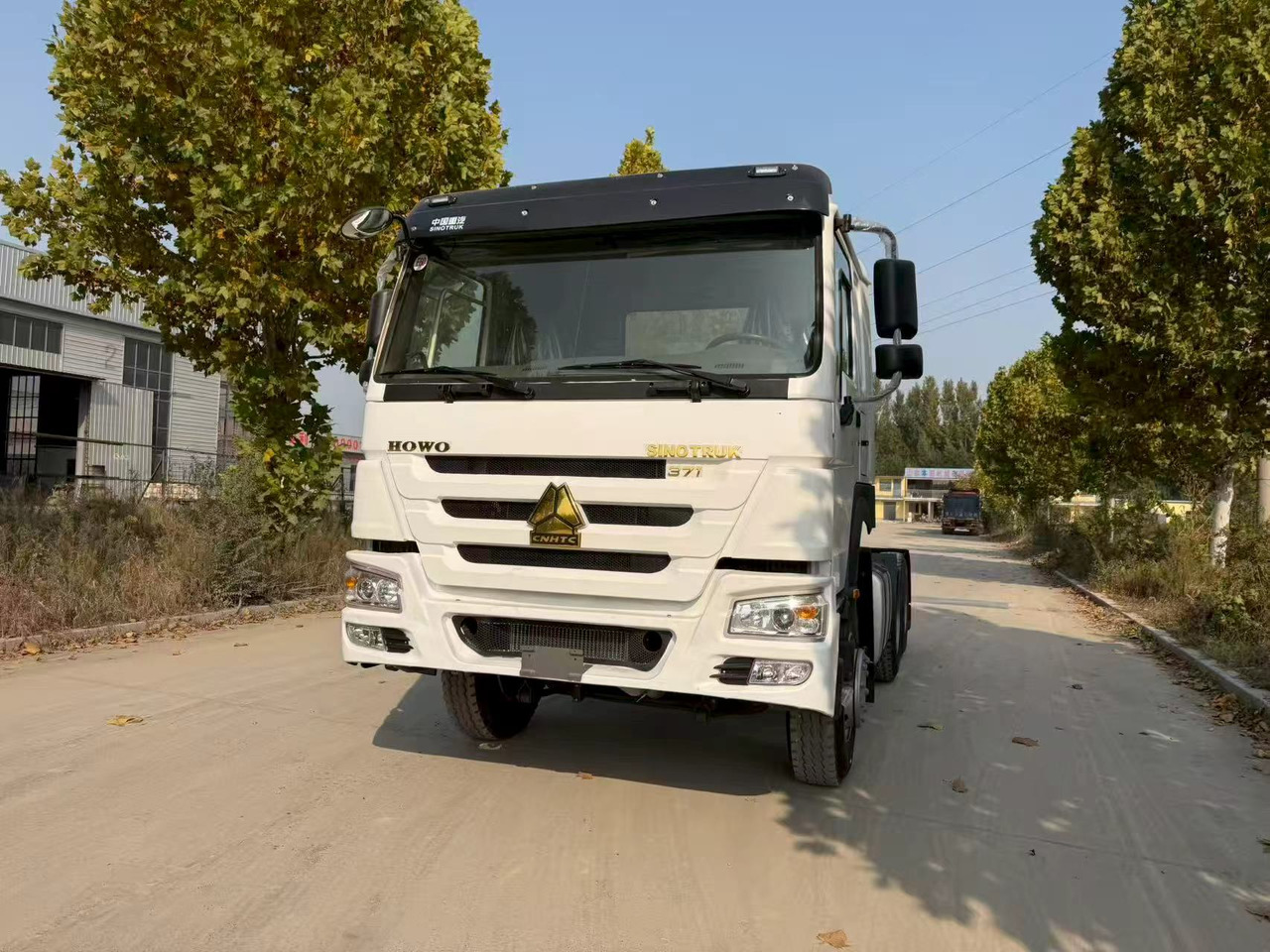 SINOTRUK HOWO tractor - 牵引车:图2 SINOTRUK HOWO tractor - 牵引车:图2