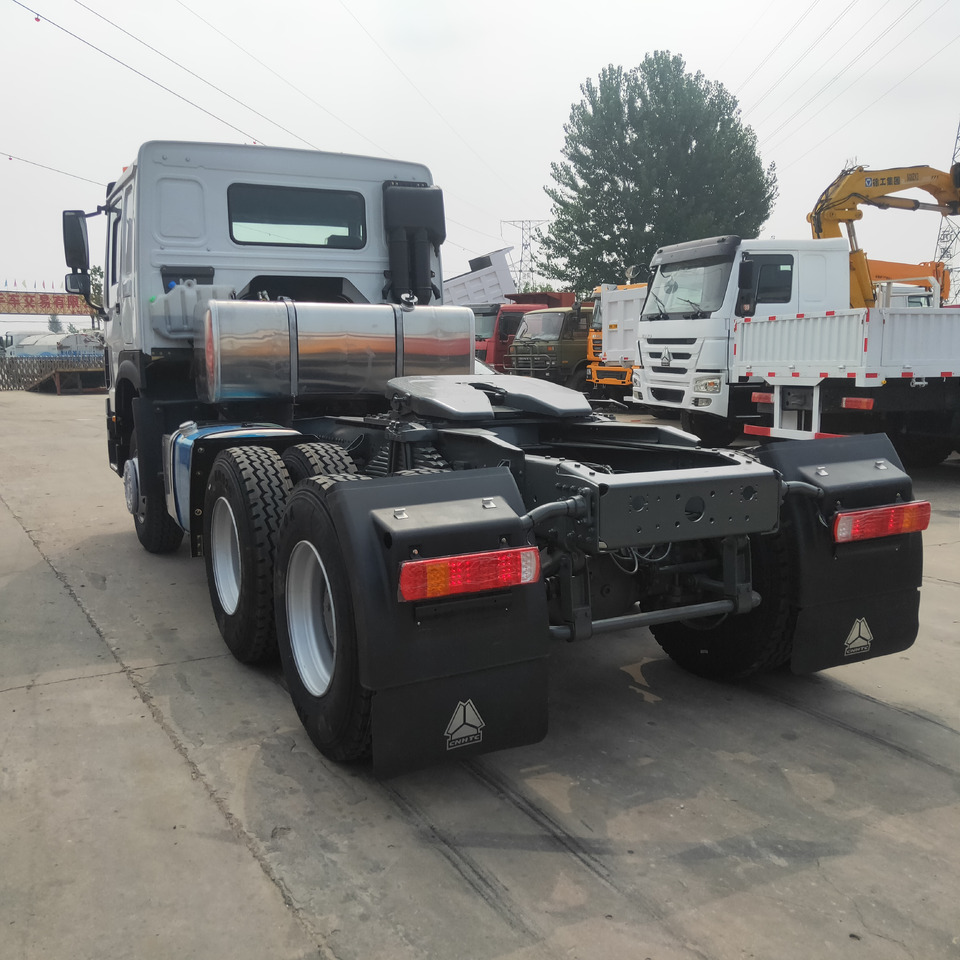 SINOTRUK HOWO - 牵引车:图5 SINOTRUK HOWO - 牵引车:图5