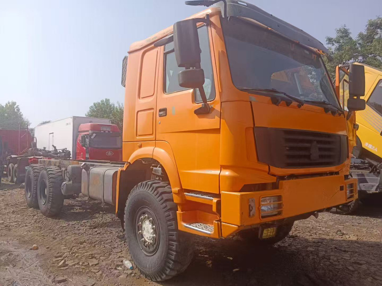 SINOTRUK HOWO - 牵引车:图1 SINOTRUK HOWO - 牵引车:图1