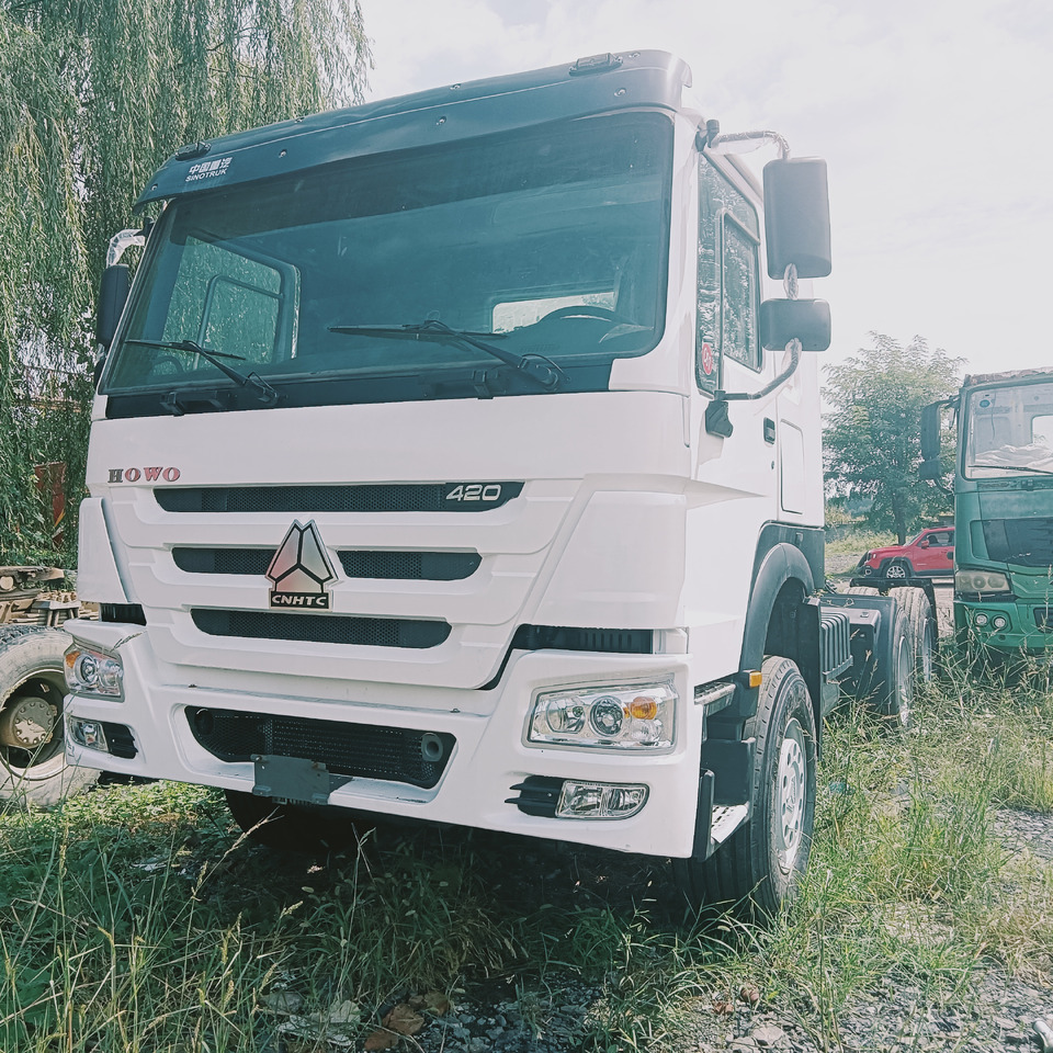 SINOTRUK HOWO - 牵引车:图1 SINOTRUK HOWO - 牵引车:图1