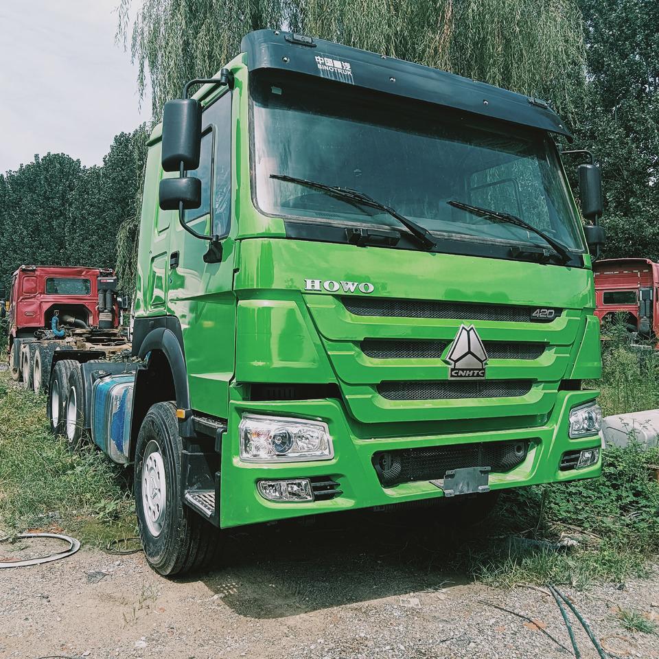 SINOTRUK HOWO - 牵引车:图1 SINOTRUK HOWO - 牵引车:图1