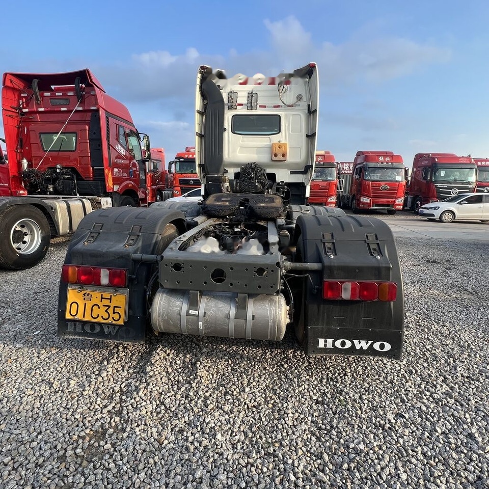 Sinotruk Howo T7H 480 - 牵引车:图4 Sinotruk Howo T7H 480 - 牵引车:图4