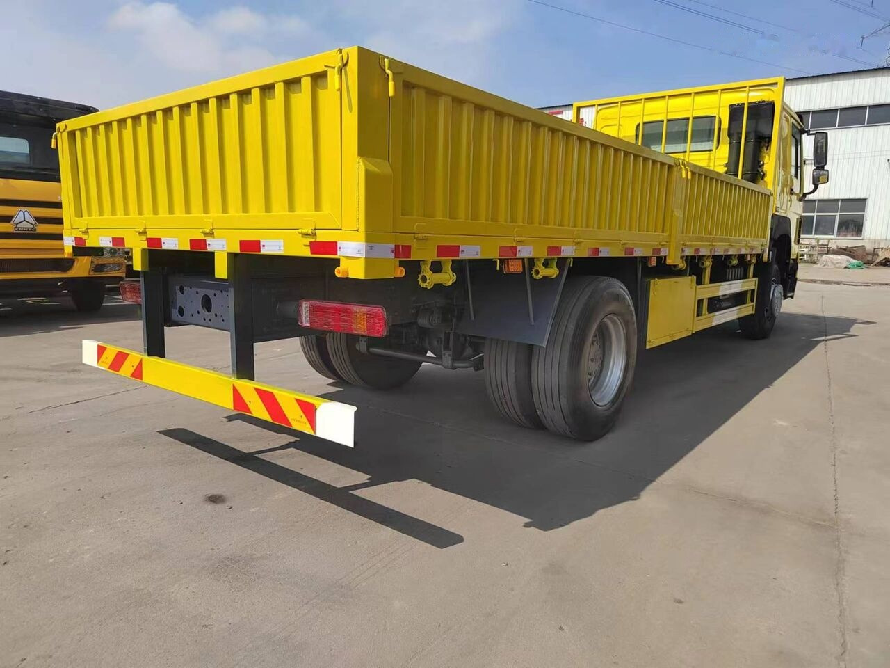 Sinotruk Howo - 牵引车:图4 Sinotruk Howo - 牵引车:图4
