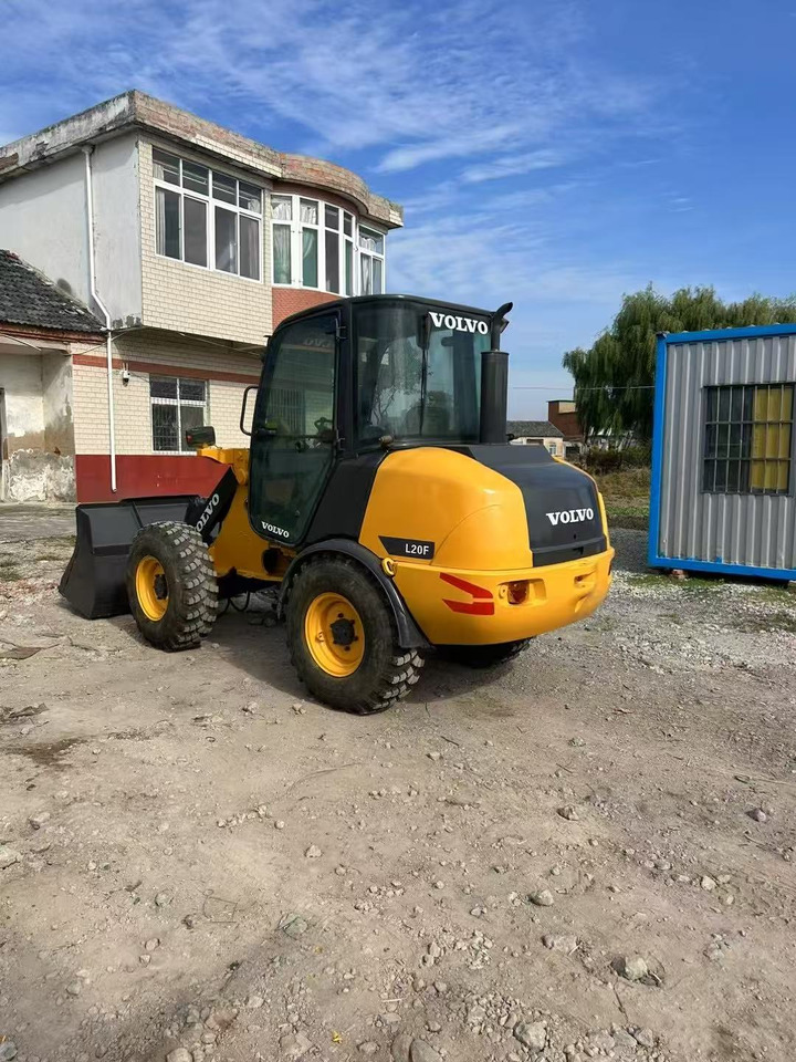 Volvo L20F - 轮式装载机:图2 Volvo L20F - 轮式装载机:图2