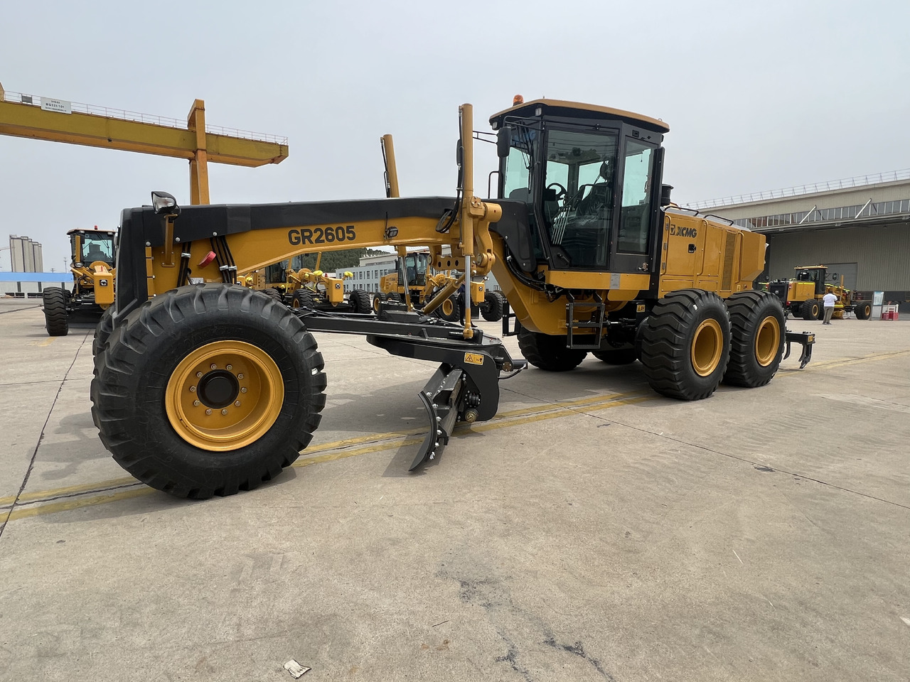 新的 平路机 XCMG GR2605:图6 新的 平路机 XCMG GR2605:图6