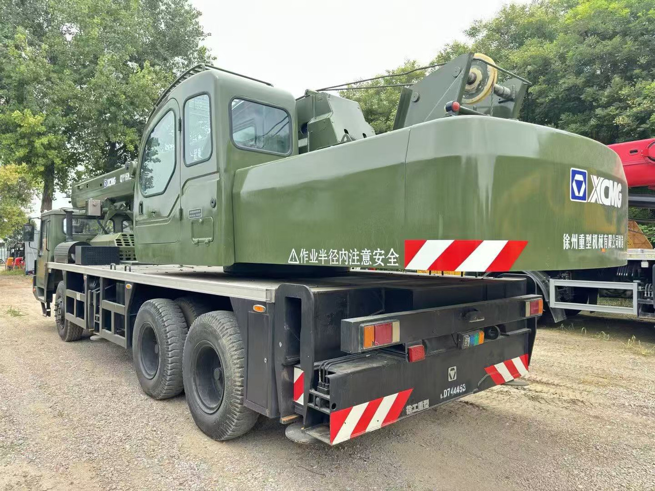 XCMG QY16KJ - 起重车:图2 XCMG QY16KJ - 起重车:图2