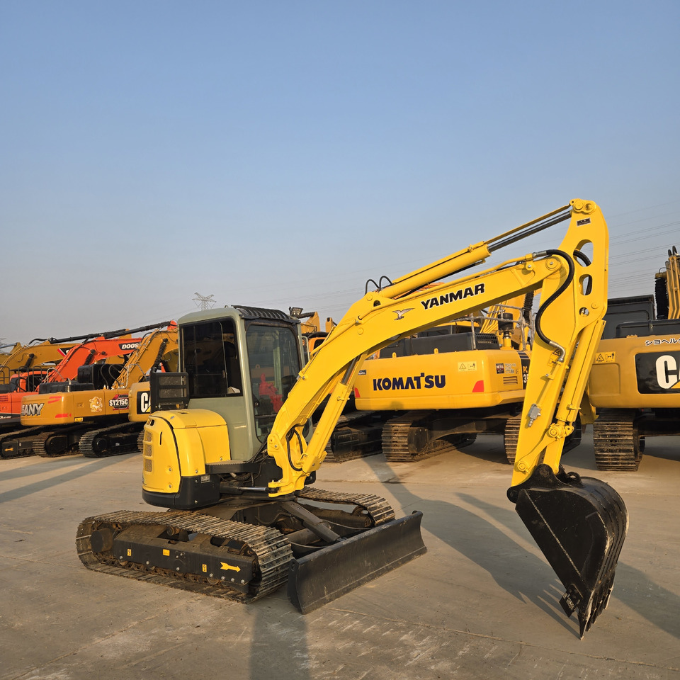 Yanmar Vio55 - 小型挖掘机:图3 Yanmar Vio55 - 小型挖掘机:图3