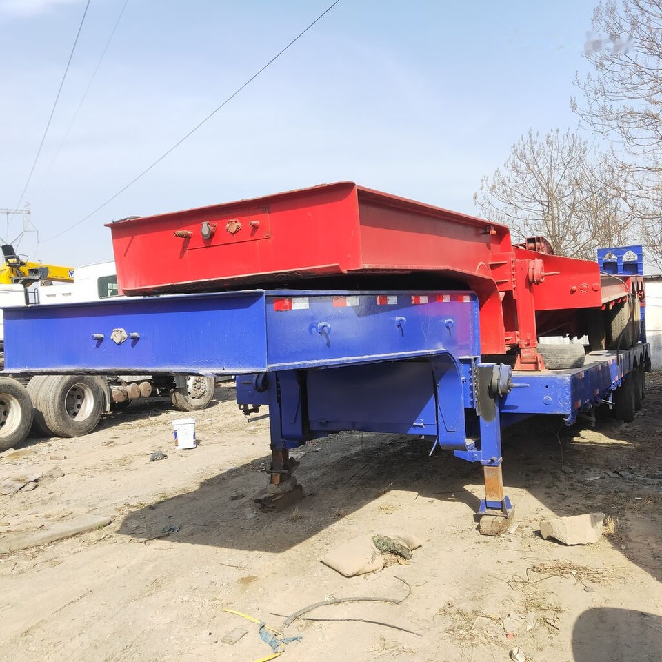 - 低装载半拖车:图1 - 低装载半拖车:图1