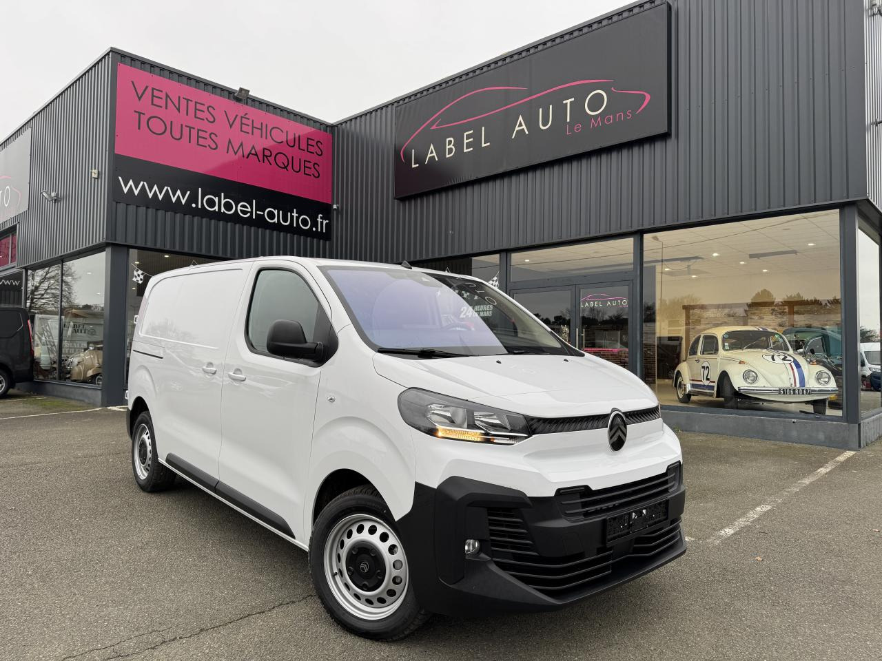 CITROEN Jumpy M 2.0 BlueHDi - 145 S&S - BV EAT8 III FOURGON . PHASE 2 - 无侧窗厢式货车:图5 CITROEN Jumpy M 2.0 BlueHDi - 145 S&S - BV EAT8 III FOURGON . PHASE 2 - 无侧窗厢式货车:图5