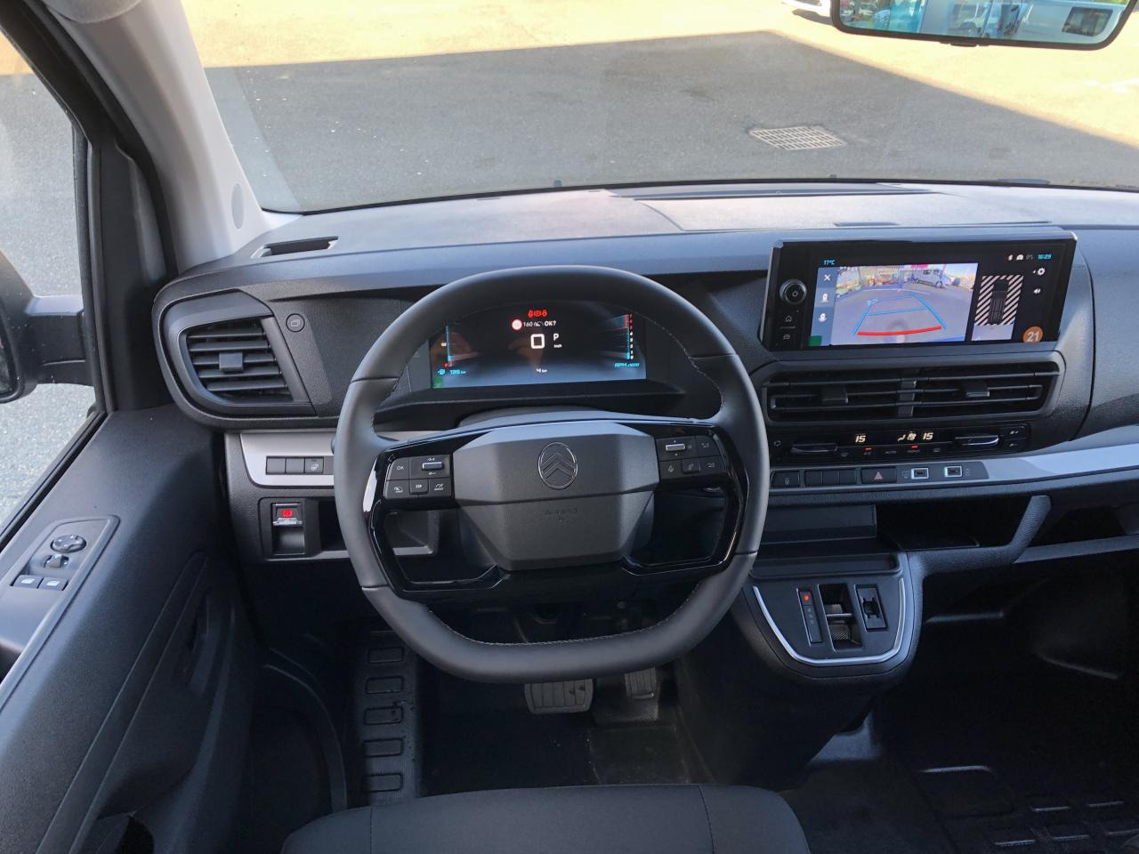 CITROEN Jumpy XL 2.0 BlueHDi - 180 S&S - BV EAT8 III CABINE APPROFONDIE Fixe PHASE 2 6 PLACES - 无侧窗厢式货车:图5 CITROEN Jumpy XL 2.0 BlueHDi - 180 S&S - BV EAT8 III CABINE APPROFONDIE Fixe PHASE 2 6 PLACES - 无侧窗厢式货车:图5