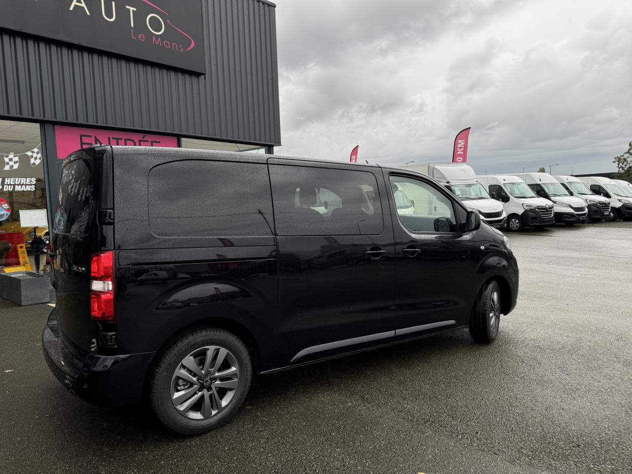 CITROEN jumpy M 2.0 BLUEHDI 180 S S EAT8 DOUBLE CABINE 5 PLACES - 无侧窗厢式货车:图5 CITROEN jumpy M 2.0 BLUEHDI 180 S S EAT8 DOUBLE CABINE 5 PLACES - 无侧窗厢式货车:图5