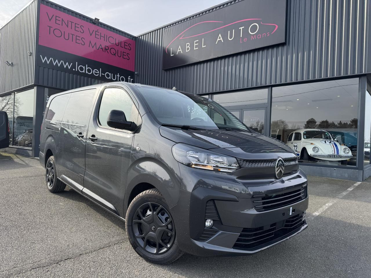 Citroen Jumpy 2 PLACES XL 2.0 BLUEHDI 180CH S&S PACK PREMIUM CONNECT EAT8 - 无侧窗厢式货车:图1 Citroen Jumpy 2 PLACES XL 2.0 BLUEHDI 180CH S&S PACK PREMIUM CONNECT EAT8 - 无侧窗厢式货车:图1