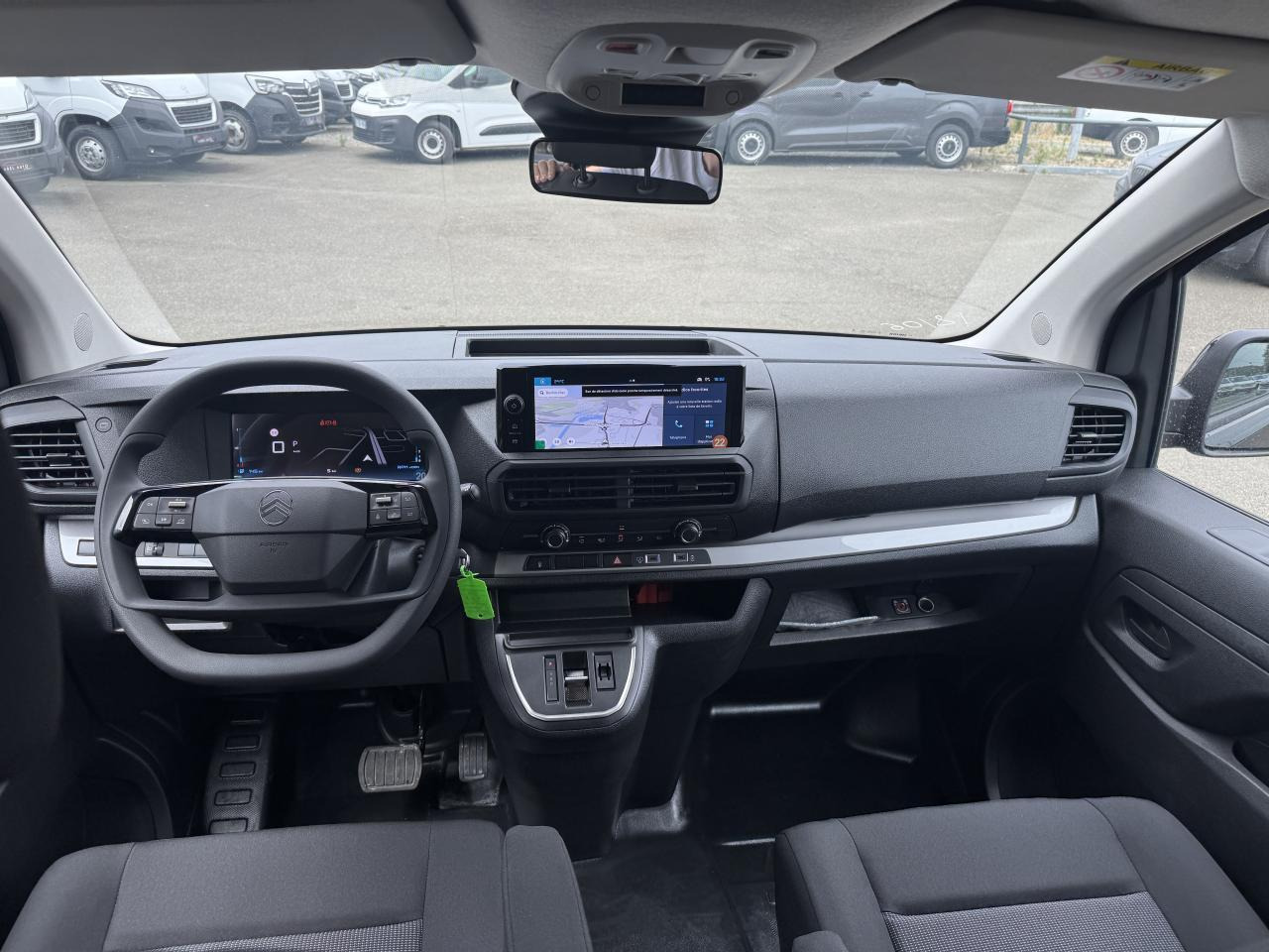Citroen Jumpy XL 2.0 BLUEHDI 180CH S&S CABINE APPROFONDIE FIXE EAT8 5 PLACES - 无侧窗厢式货车:图3 Citroen Jumpy XL 2.0 BLUEHDI 180CH S&S CABINE APPROFONDIE FIXE EAT8 5 PLACES - 无侧窗厢式货车:图3